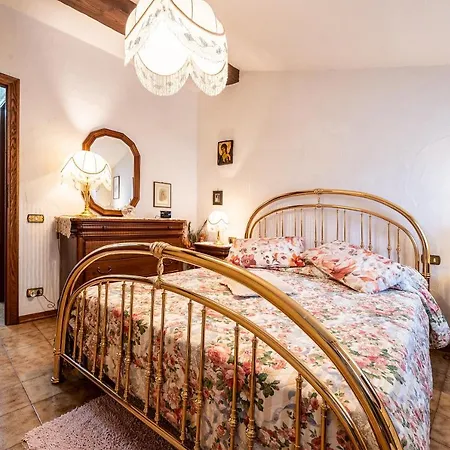 La Casetta Di Raffaello Apartment Camaiore
